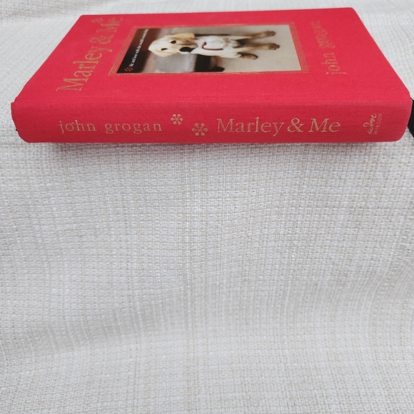 Marley and Me: The Illustrated Edition - Picture 4 of 13